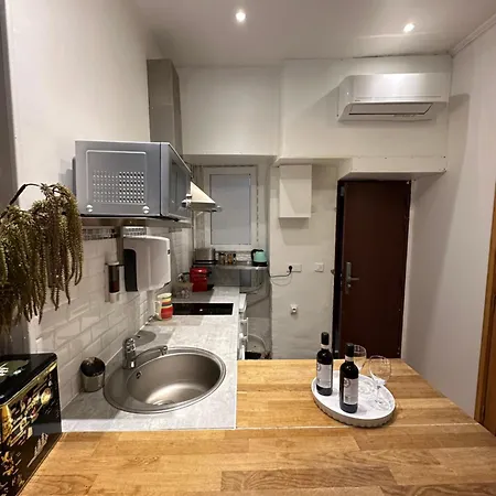 St Paul Marais Flat Ground Floor