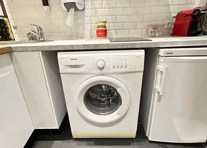 St Paul Marais Flat Ground Floor Appartement